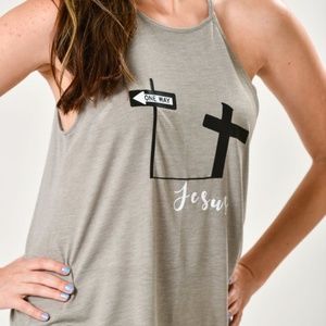Women One Way To The Cross  tee